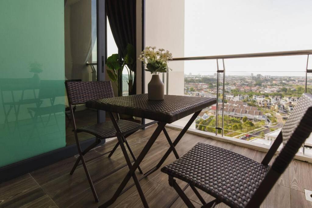 קוצ'ינג Jazz Suites 1 Vivacity מראה חיצוני תמונה